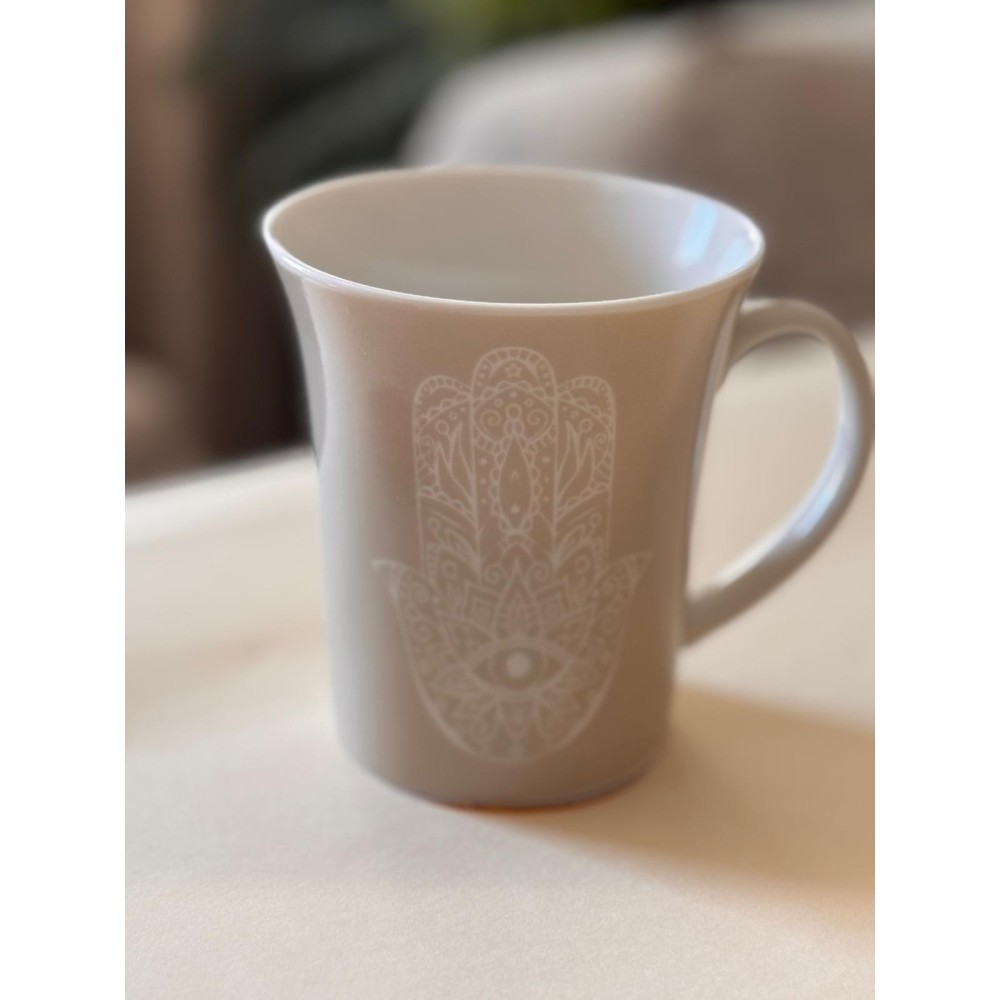Taza Beig con Mano de Fátima – Protección, Amor y Energía Positiva