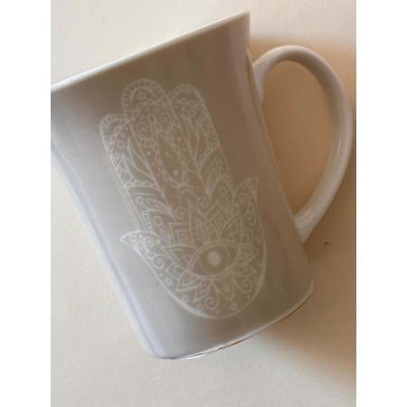 Taza Beig con Mano de Fátima – Protección, Amor y Energía Positiva