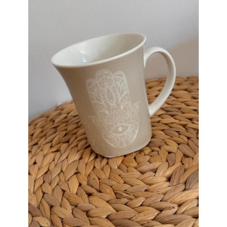 Taza Beig con Mano de Fátima – Protección, Amor y Energía Positiva
