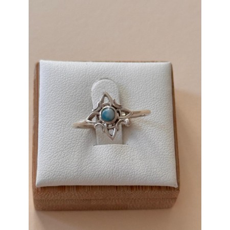 Anillo Nudo de Bruja con Piedra Larimar - Plata de Ley