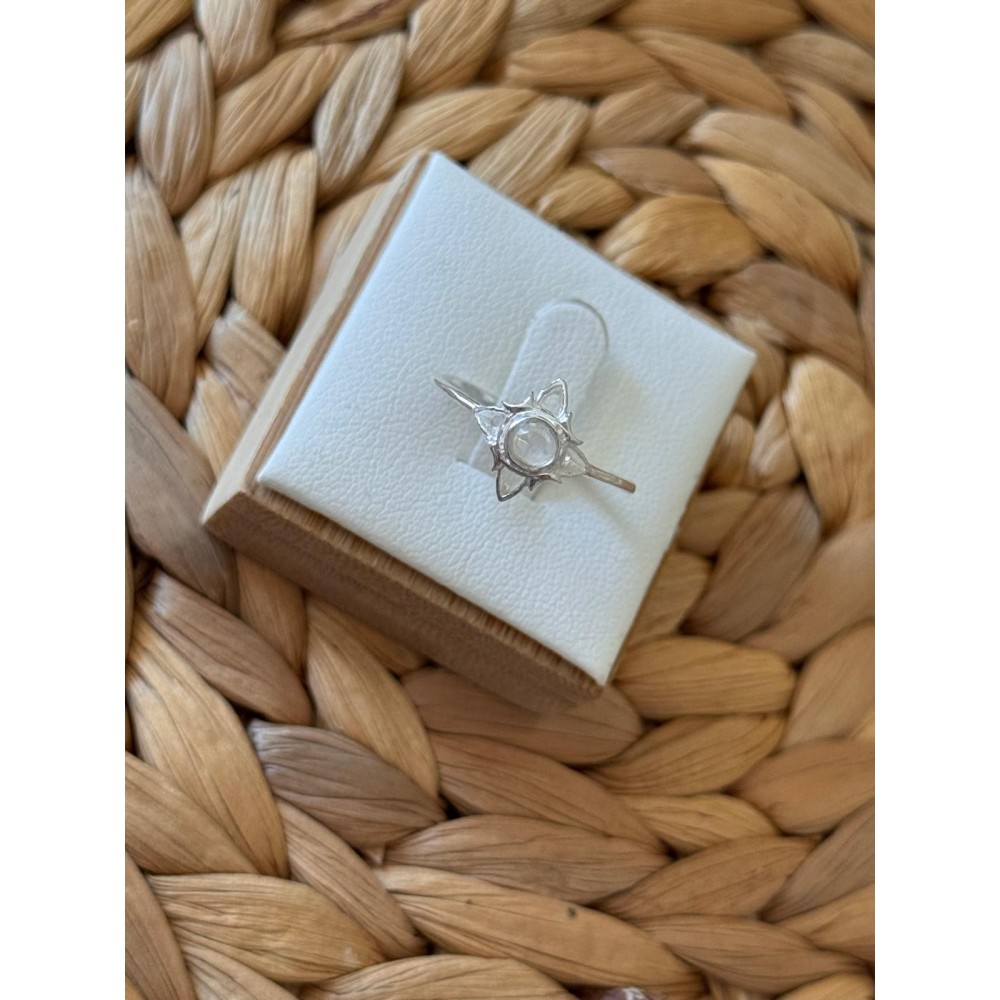 Anillo Nudo de Bruja piedra Luna - Plata de Ley